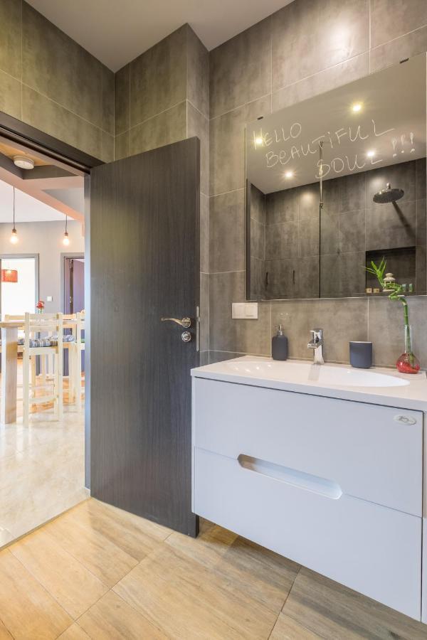 Artistic & Spacious 2Bd Central Apt By Flat Mаnager صوفيا المظهر الخارجي الصورة